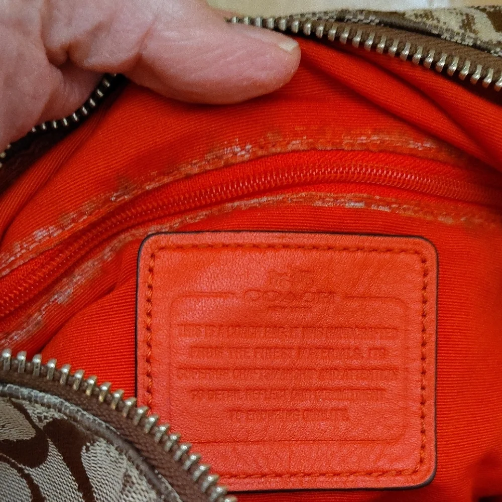Coach Rehab Hobo Bag Brown With Orange/Red Interior 12x12. 🧡🧡❤️❤️❤️ - Picture 7 of 7